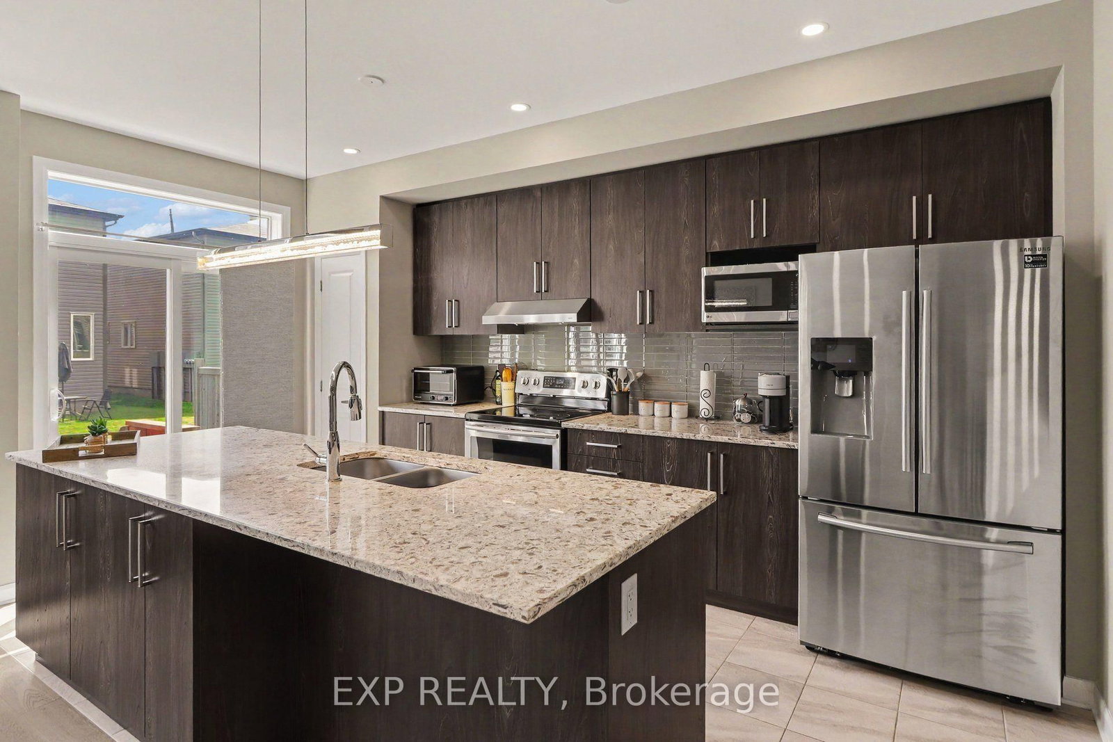 48 Damselfish Walk • Ottawa, ON photo 14