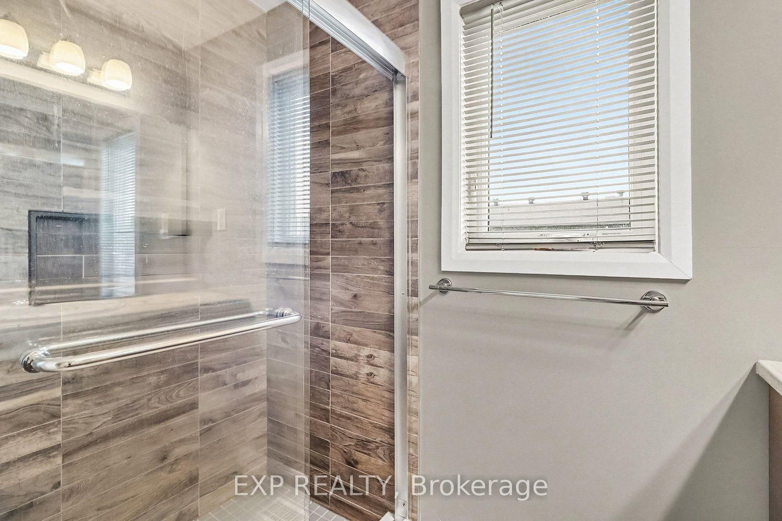48 Damselfish Walk • Ottawa, ON photo 22