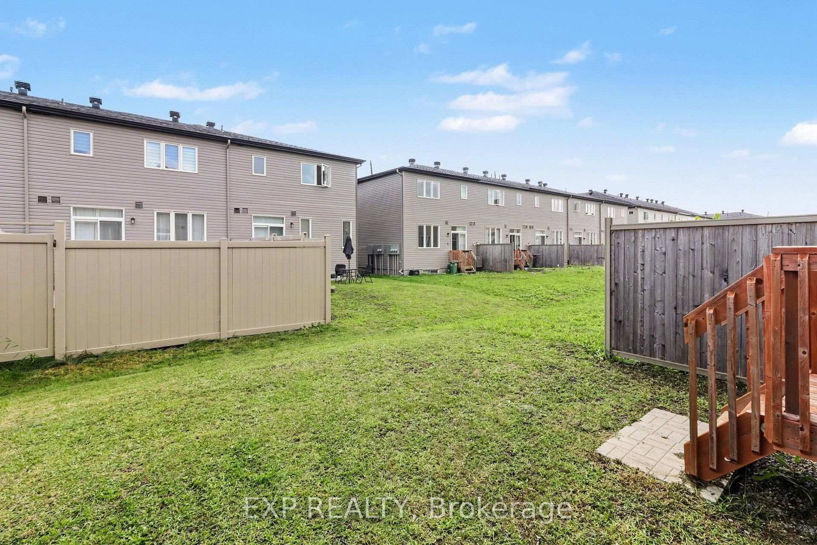 48 Damselfish Walk • Ottawa, ON photo 31