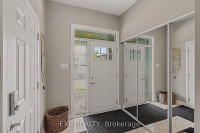 48 Damselfish Walk • Ottawa, ON photo 4
