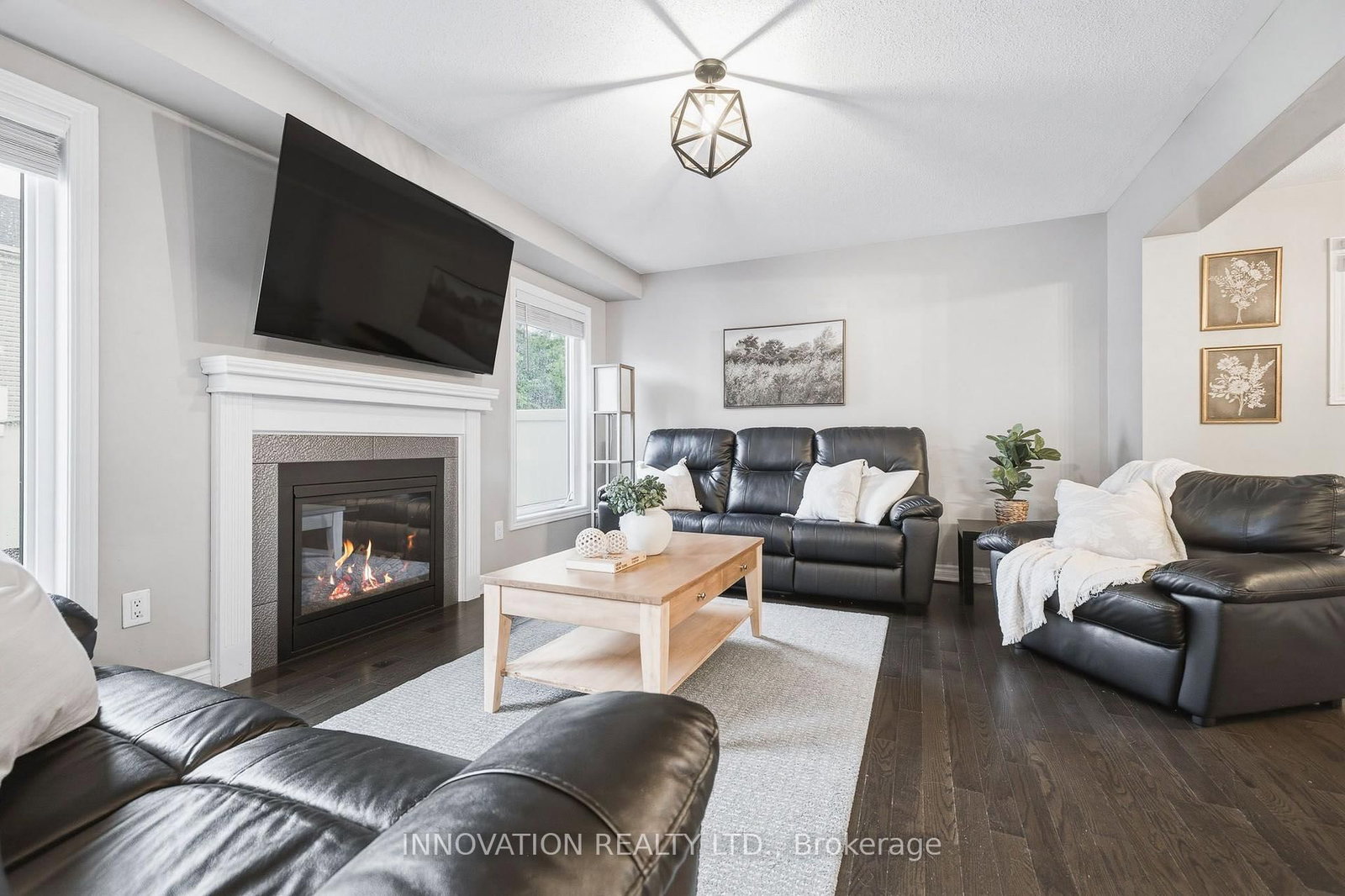 366 Meadowbreeze Drive • Ottawa, ON photo 12