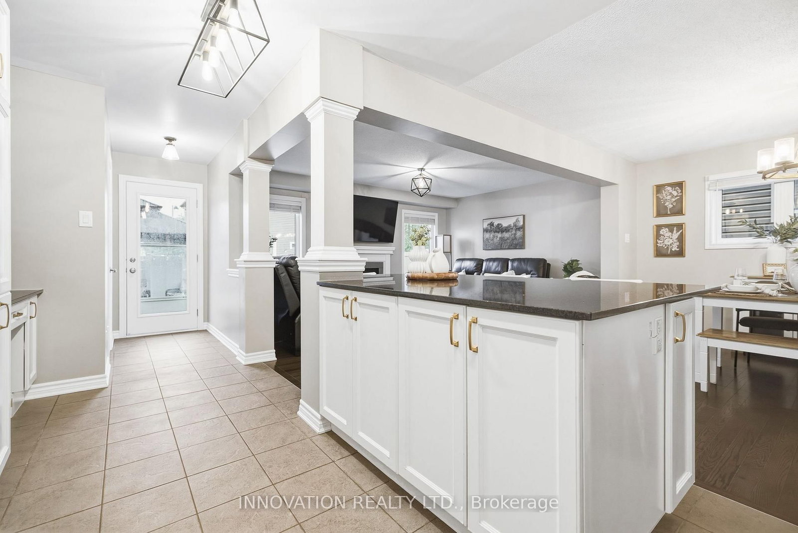 366 Meadowbreeze Drive • Ottawa, ON photo 18