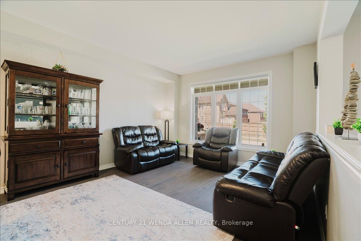 6 Timber Drive • Cavan Monaghan, ON photo 9
