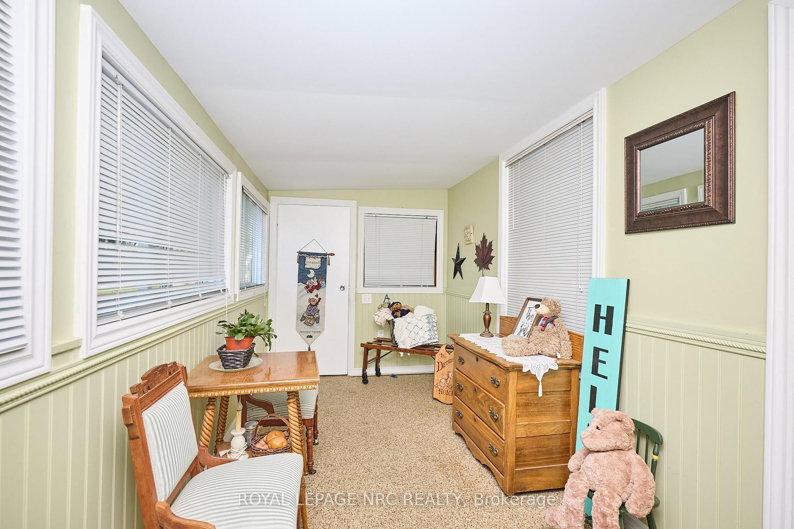 4013 Welland Street • Niagara Falls, ON photo 3