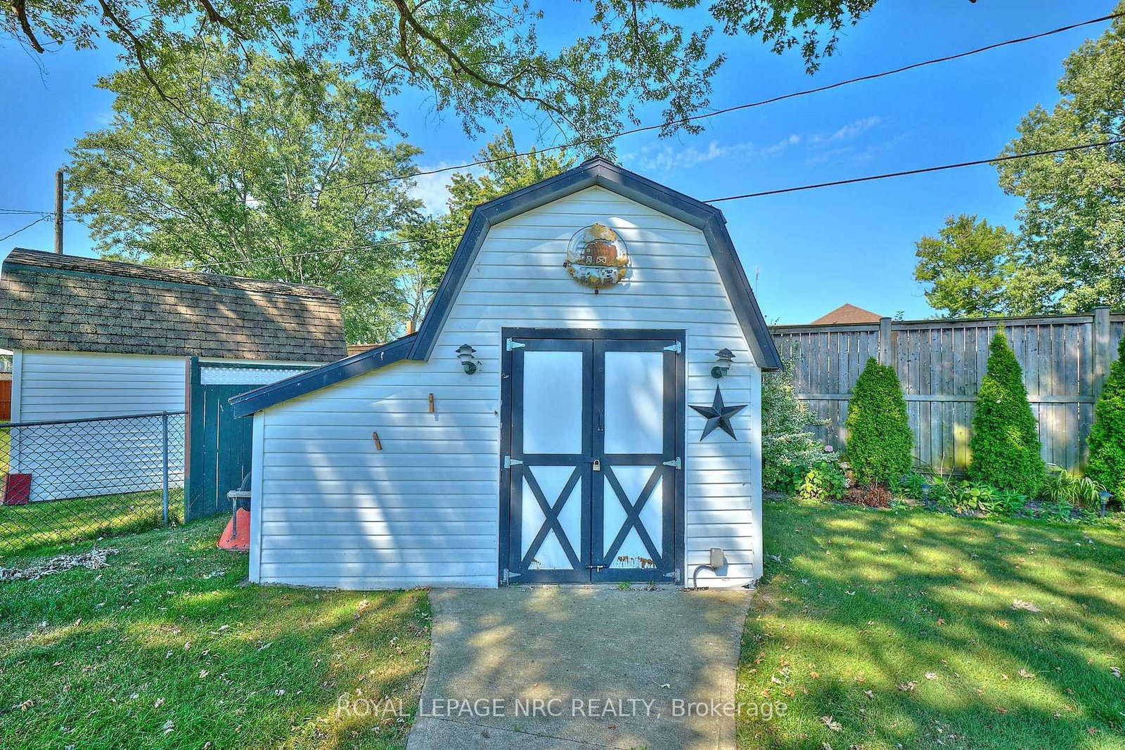 4013 Welland Street • Niagara Falls, ON photo 36