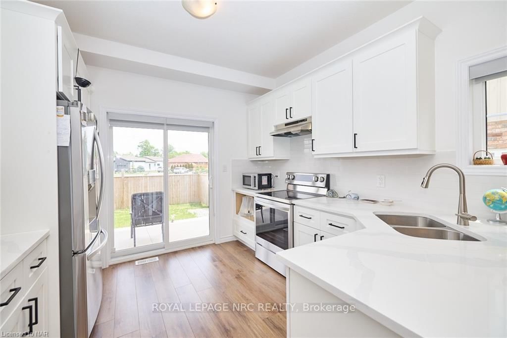 8 King Street • Fort Erie, ON photo 8