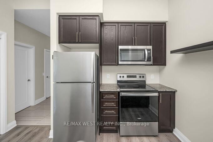 16 Concord Place • #615 • Grimsby, ON photo 13