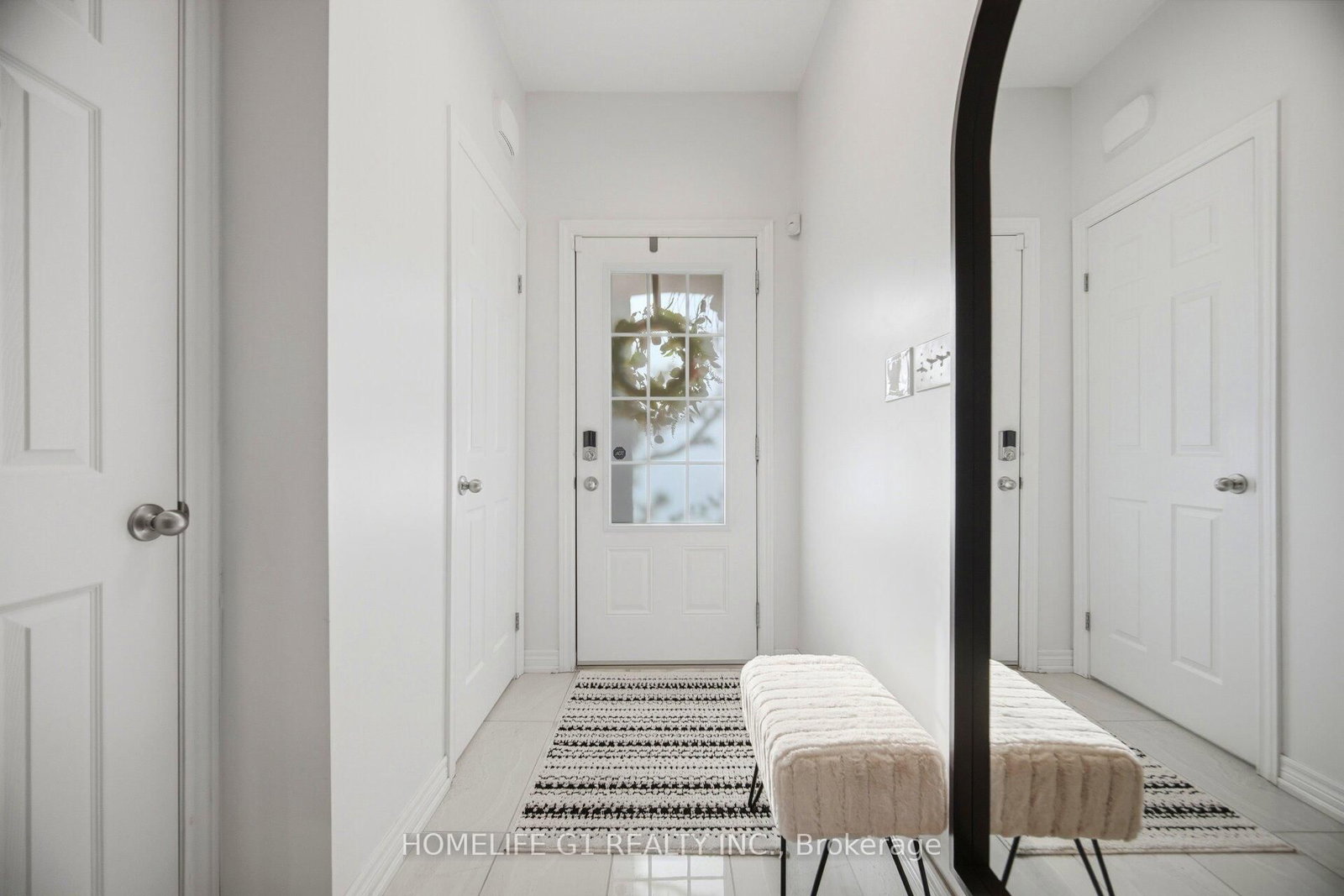 21 Madonna Drive • #26 • Hamilton, ON photo 2
