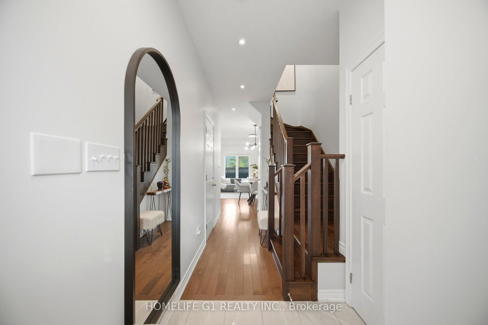 21 Madonna Drive • #26 • Hamilton, ON photo 3