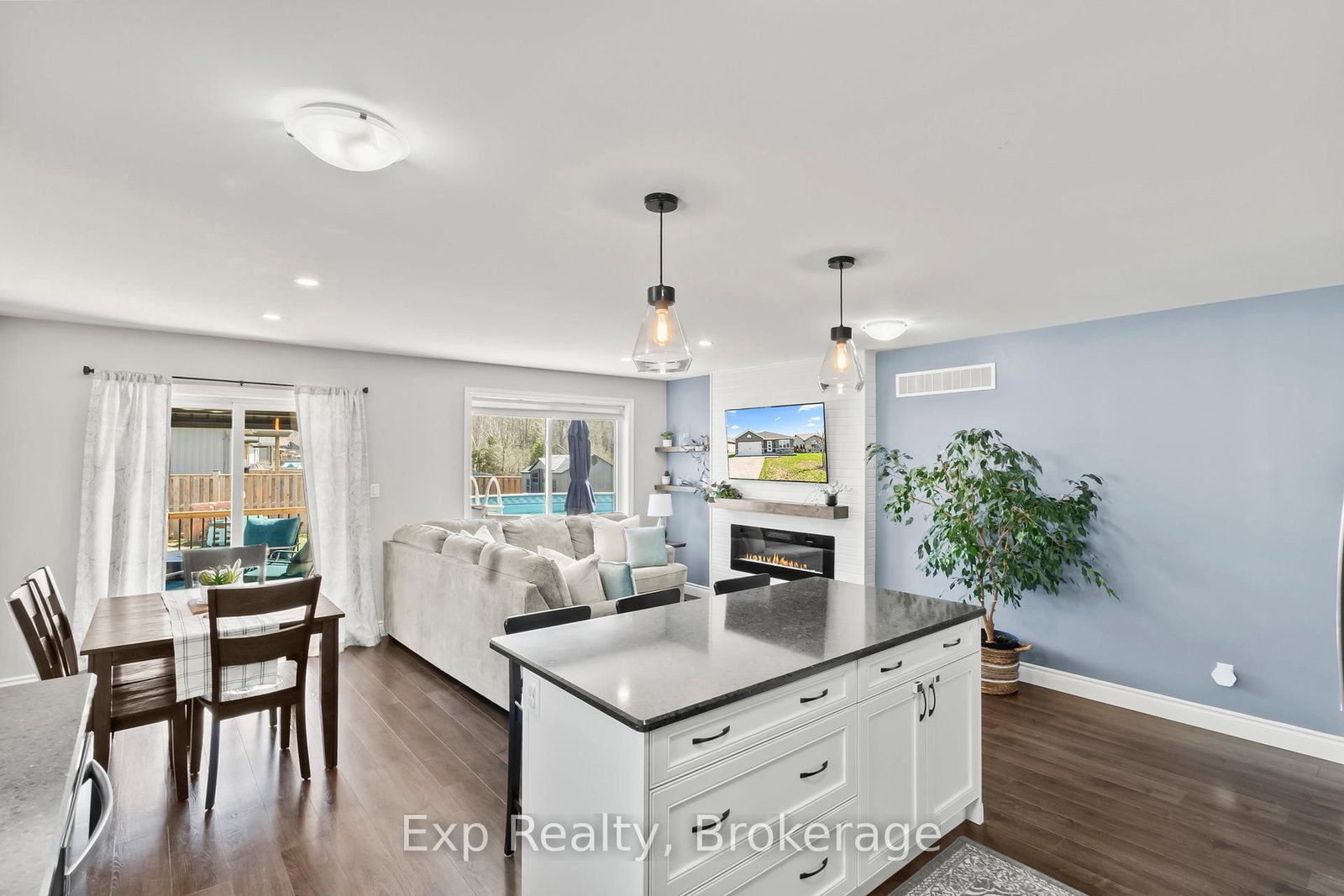 47 Birchmount Street • Quinte West, ON photo 10