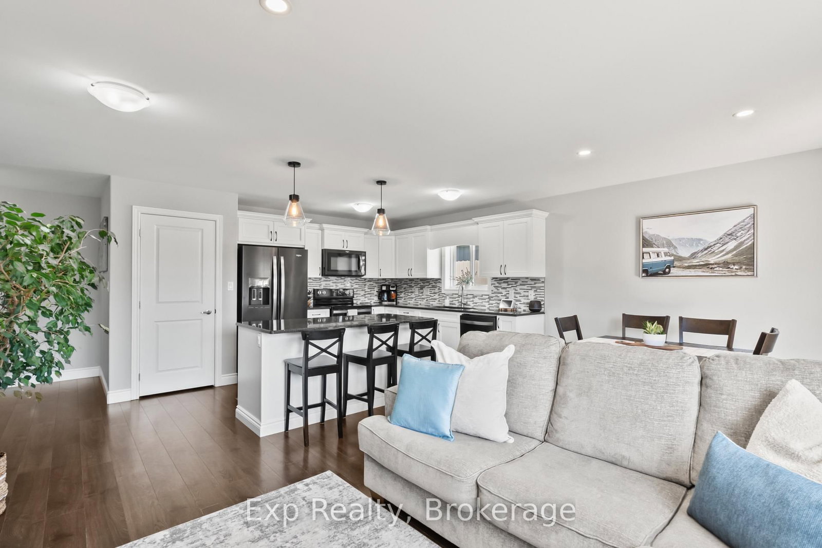 47 Birchmount Street • Quinte West, ON photo 16