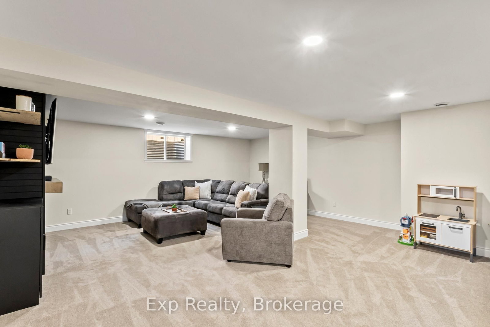47 Birchmount Street • Quinte West, ON photo 27