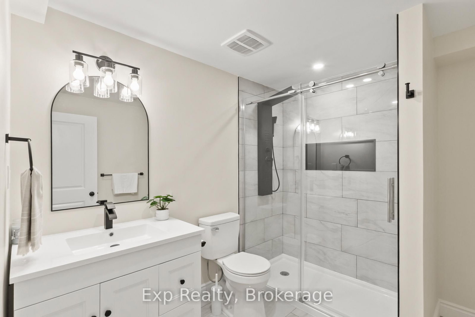 47 Birchmount Street • Quinte West, ON photo 38