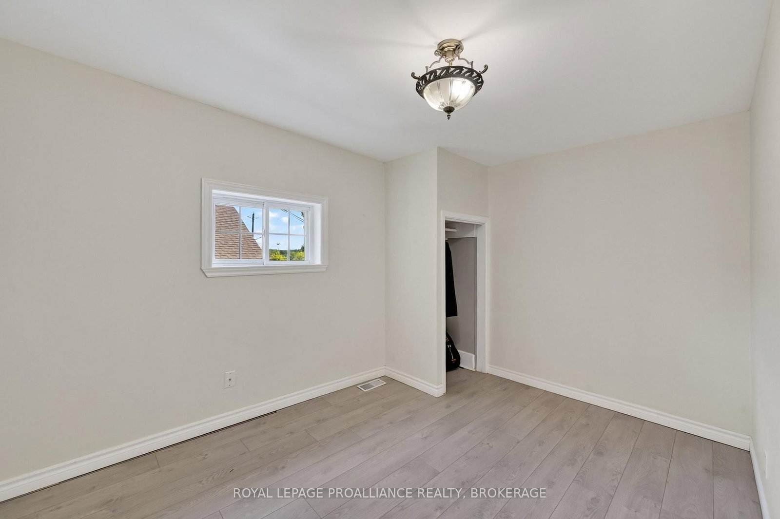 167-169 Centre Street N • Greater Napanee, ON photo 14
