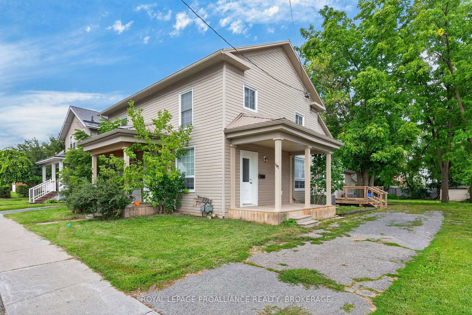 167-169 Centre Street N • Greater Napanee, ON photo 2