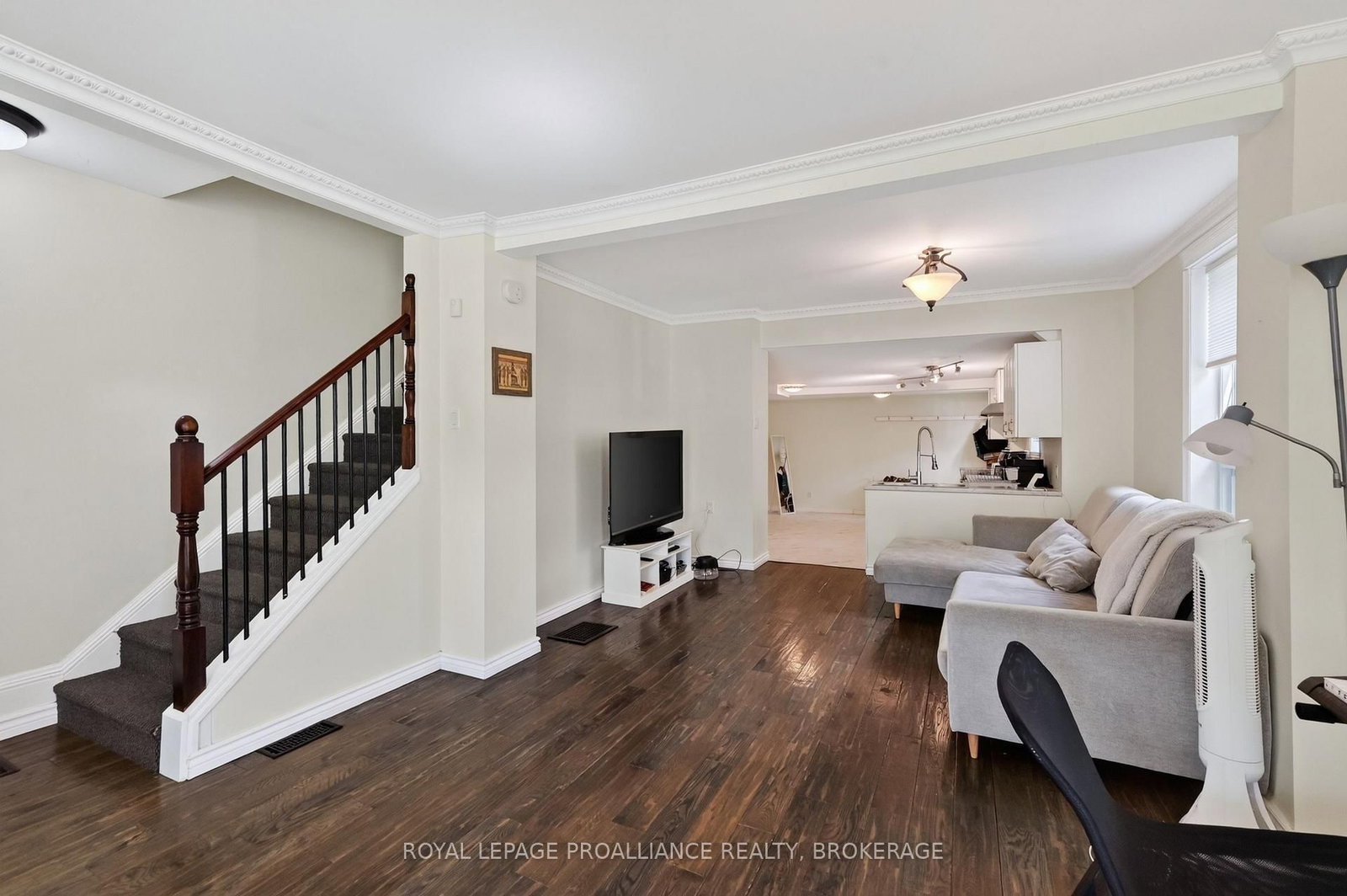 167-169 Centre Street N • Greater Napanee, ON photo 4