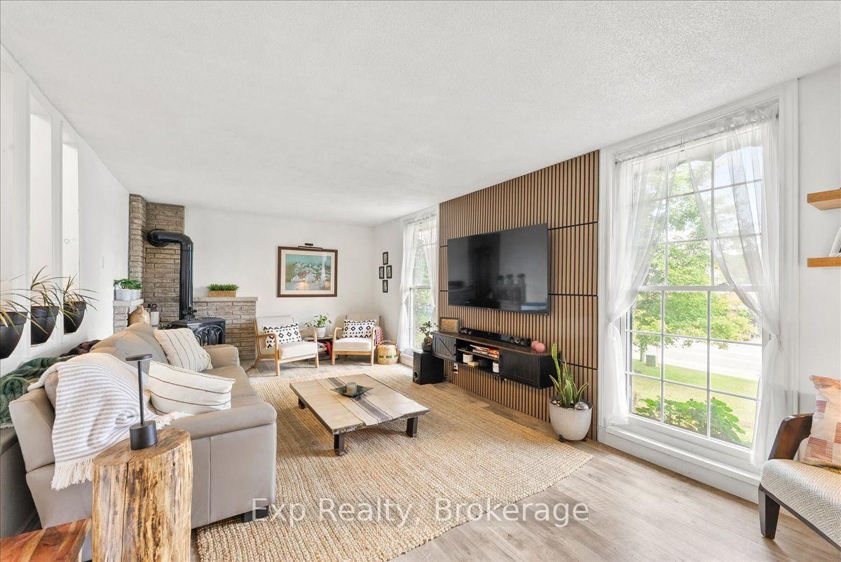 26 Sherbourne Street N • Bancroft, ON photo 5