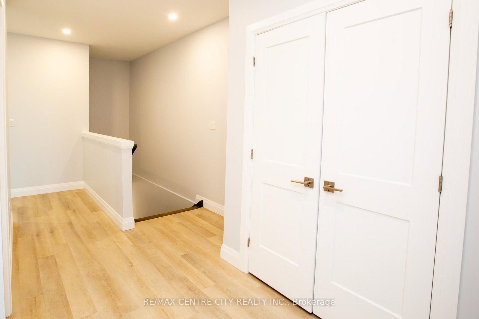 275 JAMES Street • #21 • St. Marys, ON photo 23