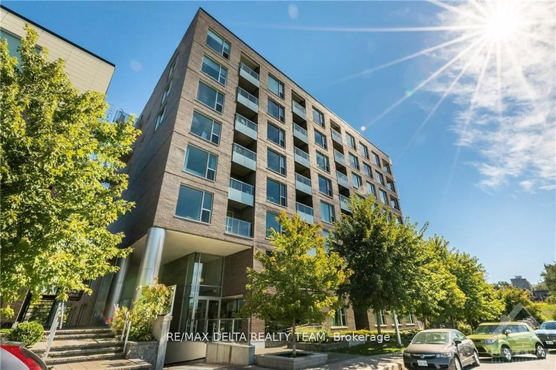 420 - 300 C Lett Street