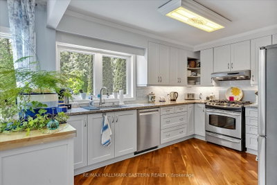 959 Golfview Road • Peterborough, ON photo 9