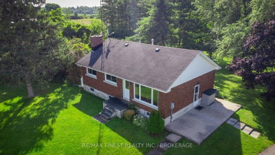 513 County road 2 • Front of Leeds & Seeleys Bay, ON photo 5