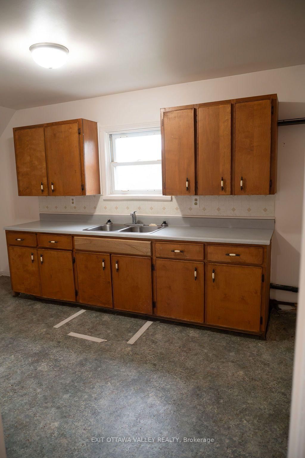 400 Boundary Road E • Pembroke, ON photo 30