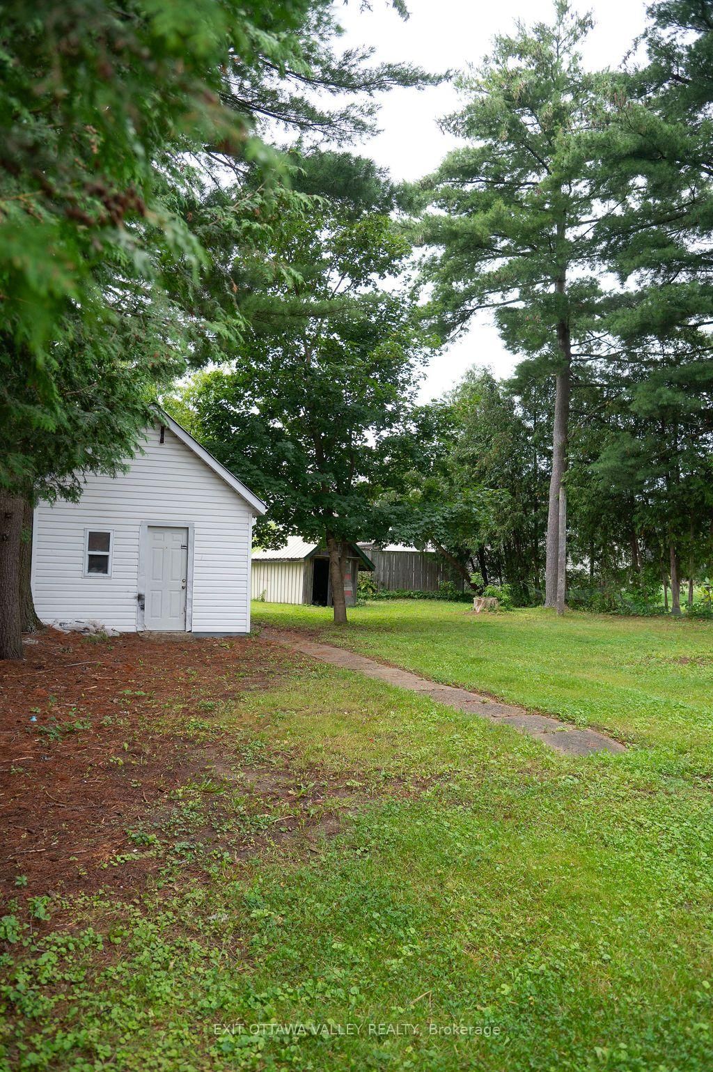 400 Boundary Road E • Pembroke, ON photo 43