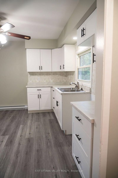 400 Boundary Road E • Pembroke, ON photo 9