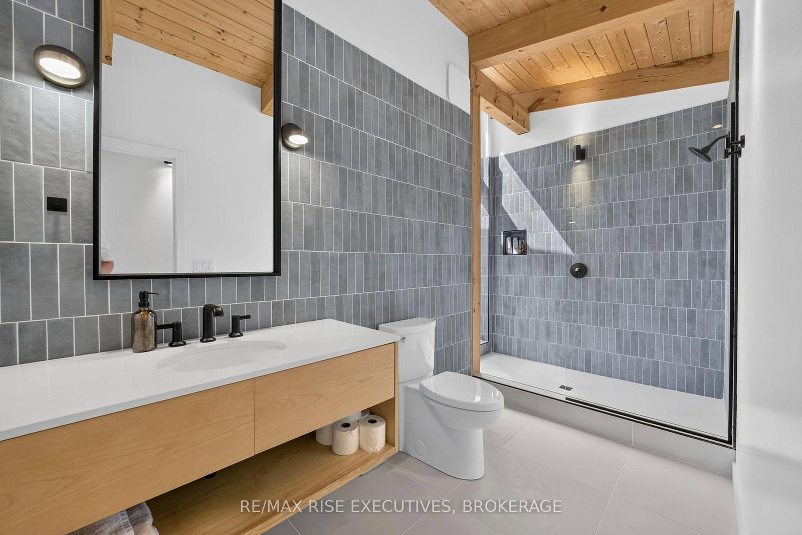 962 Church Road • Kaladar, ON photo 21