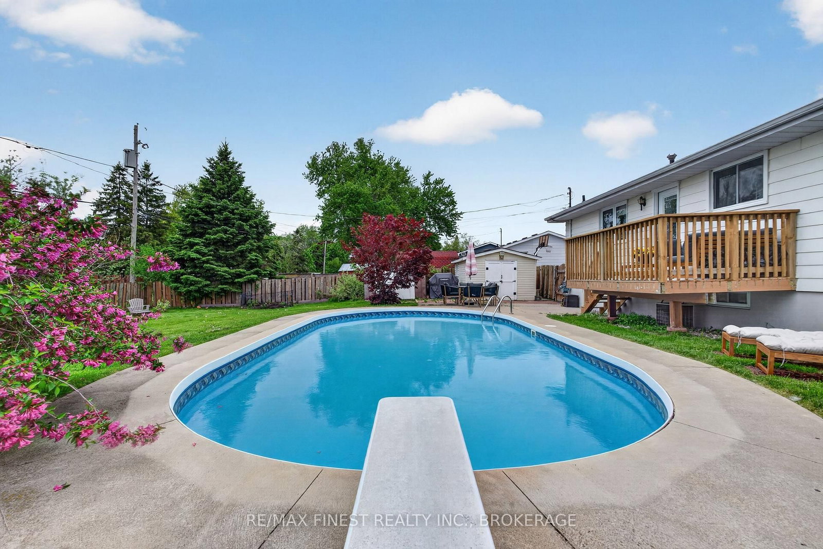 14 Chesterfield Drive • Loyalist, ON photo 33