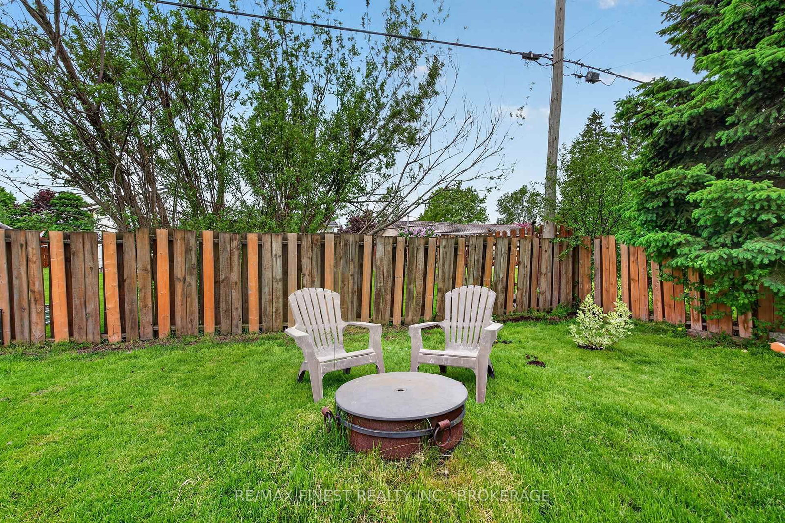 14 Chesterfield Drive • Loyalist, ON photo 37