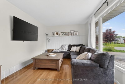 14 Chesterfield Drive • Loyalist, ON photo 6