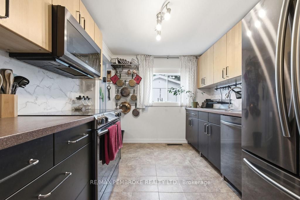14 Summit Street • Deep River, ON photo 19