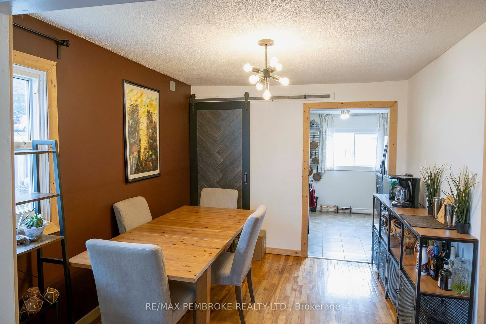 14 Summit Street • Deep River, ON photo 23