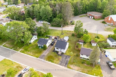 14 Summit Street • Deep River, ON photo 9