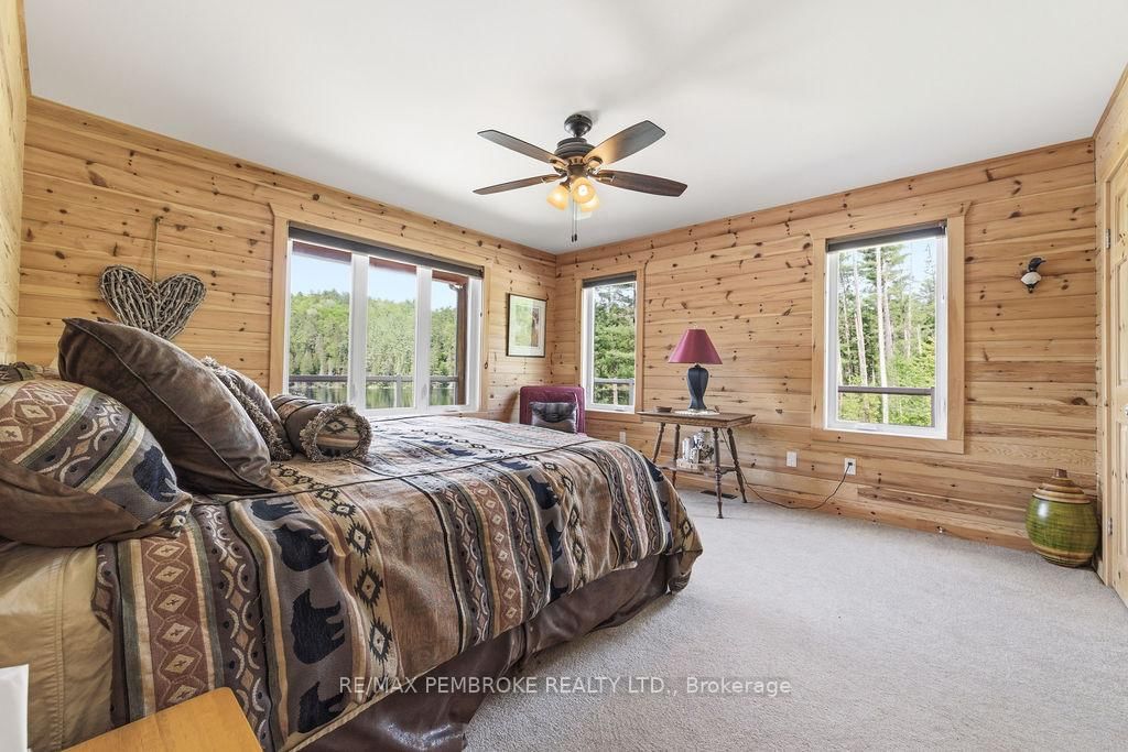 208 Red Fox Trail • Stonecliffe, ON photo 17