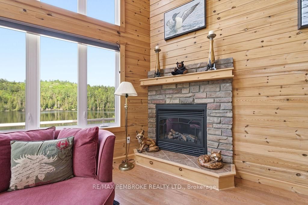 208 Red Fox Trail • Stonecliffe, ON photo 22