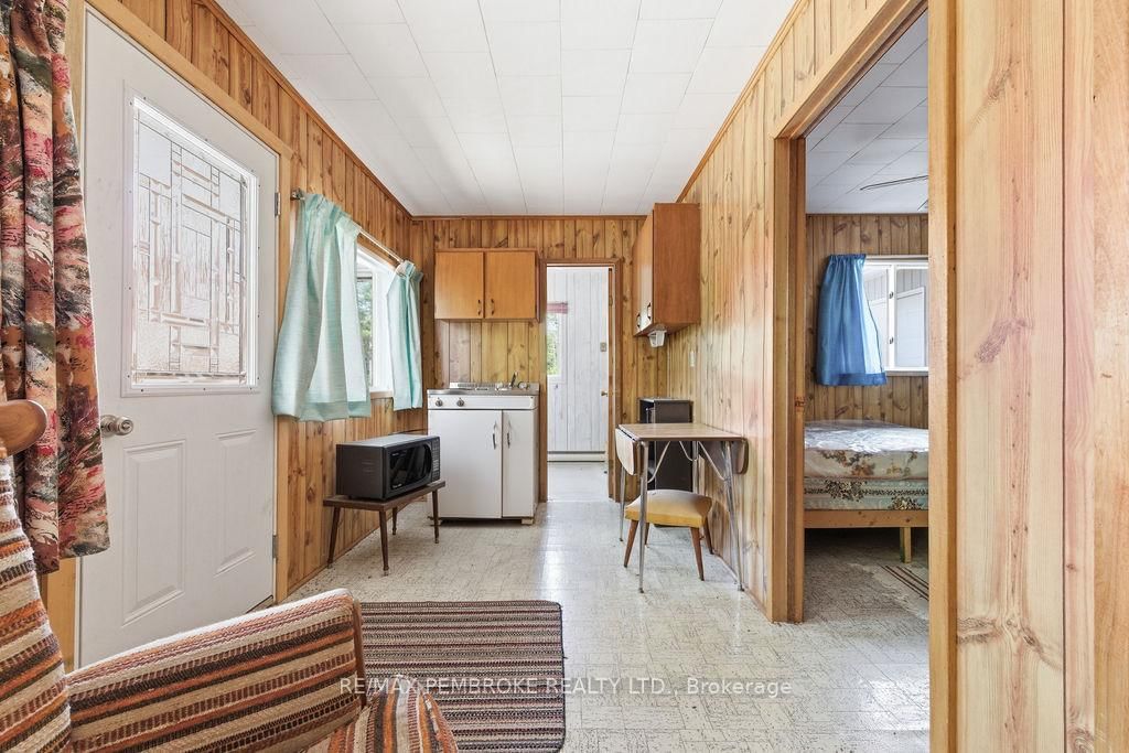 208 Red Fox Trail • Stonecliffe, ON photo 36
