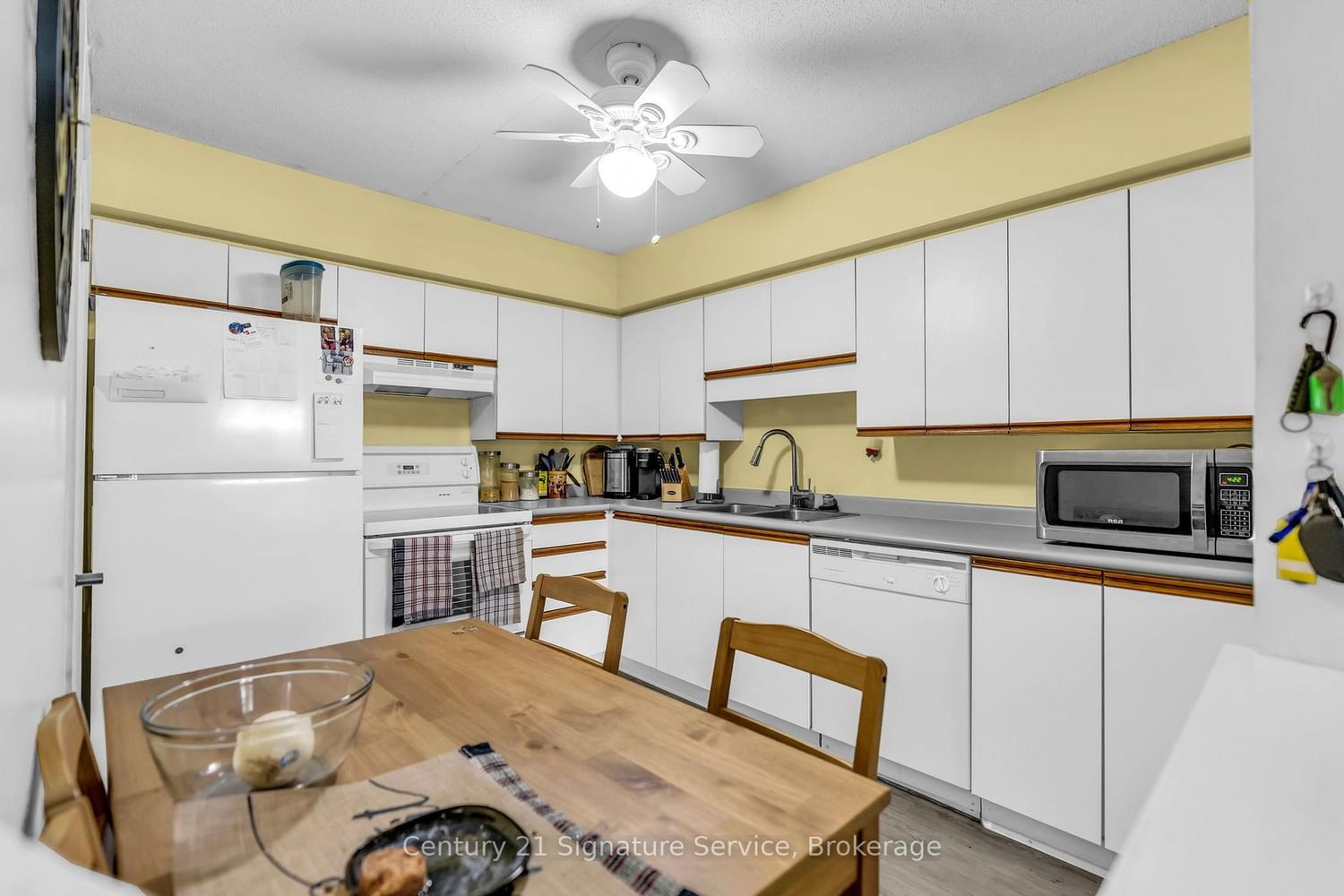 50 Campbell Court • #202 • Stratford, ON photo 9