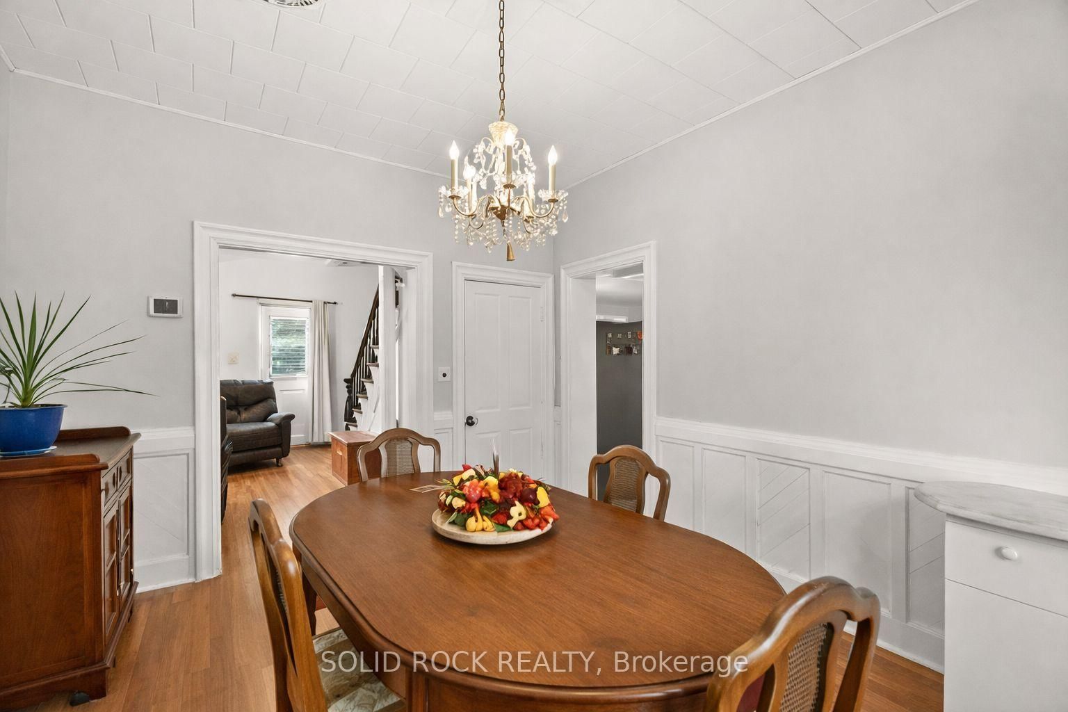 1262 Rodney Lane • North Dundas, ON photo 4