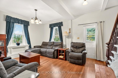 1262 Rodney Lane • North Dundas, ON photo 7