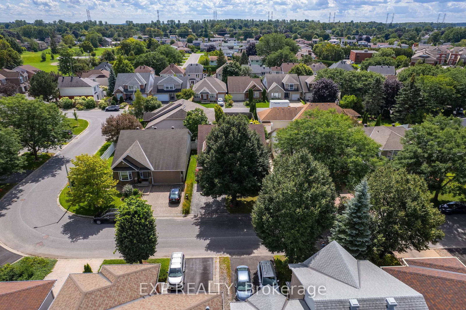 16 Bridlegate Place • Ottawa, ON photo 49