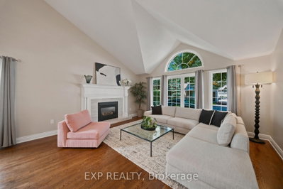 16 Bridlegate Place • Ottawa, ON photo 5