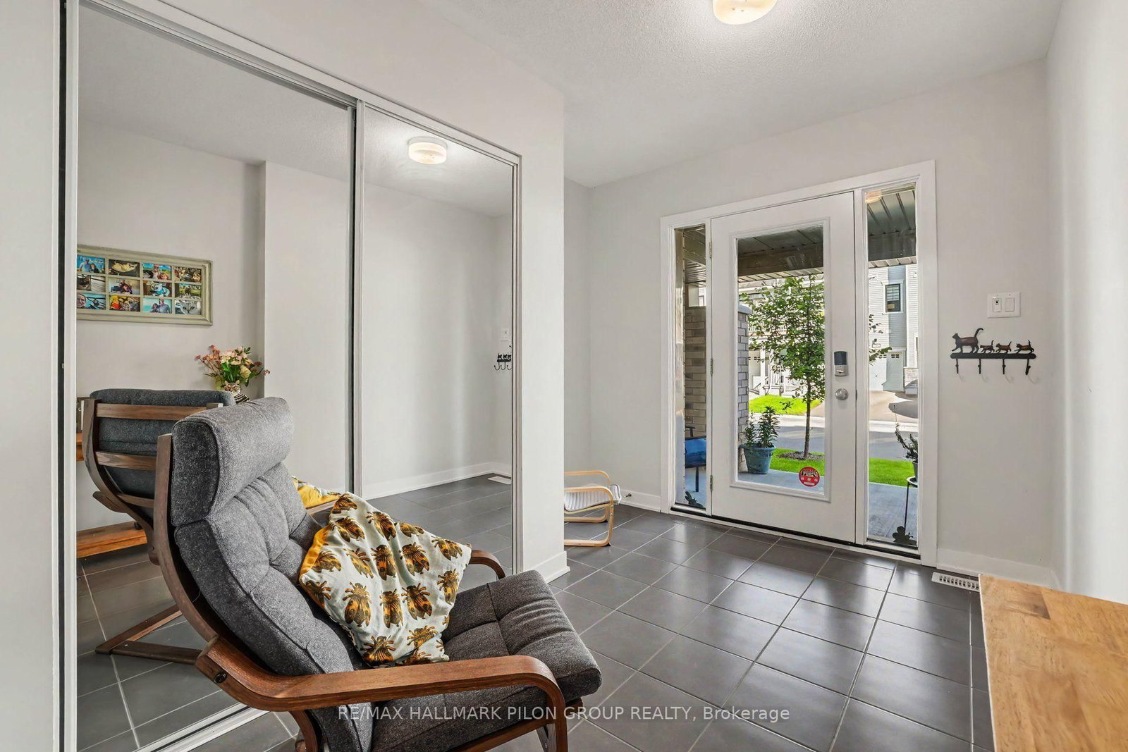 25 Stitch Mews • Richmond, ON photo 20