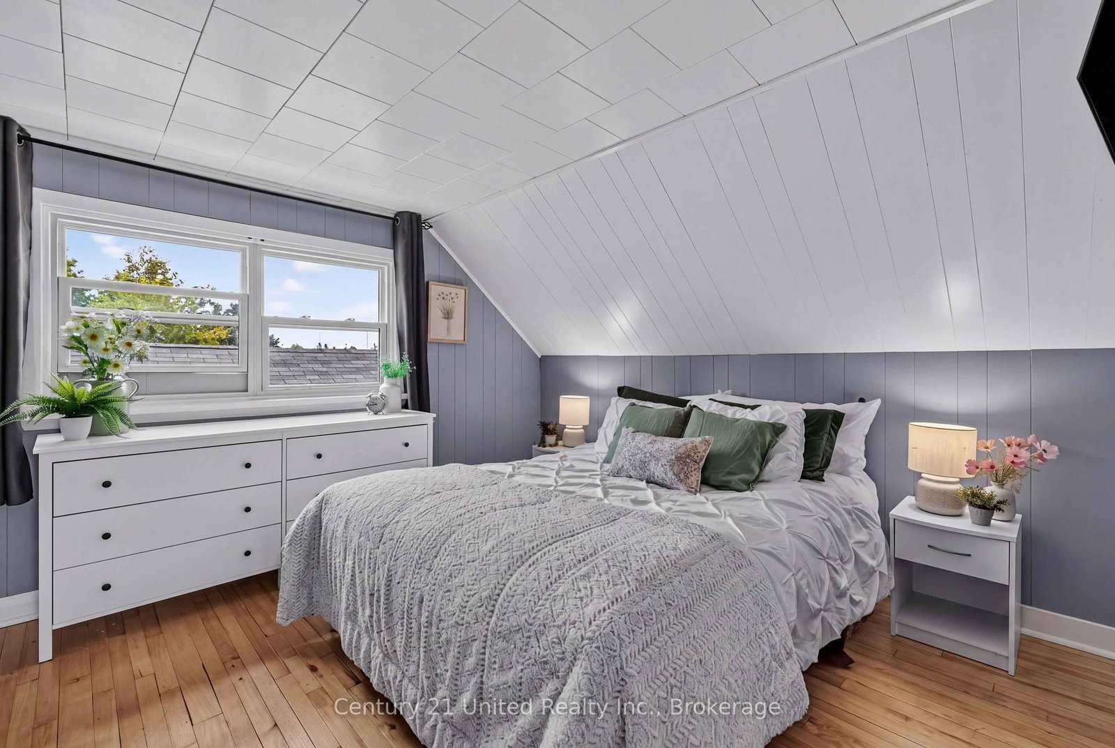 882 Peterborough Street • Douro-Dummer, ON photo 21