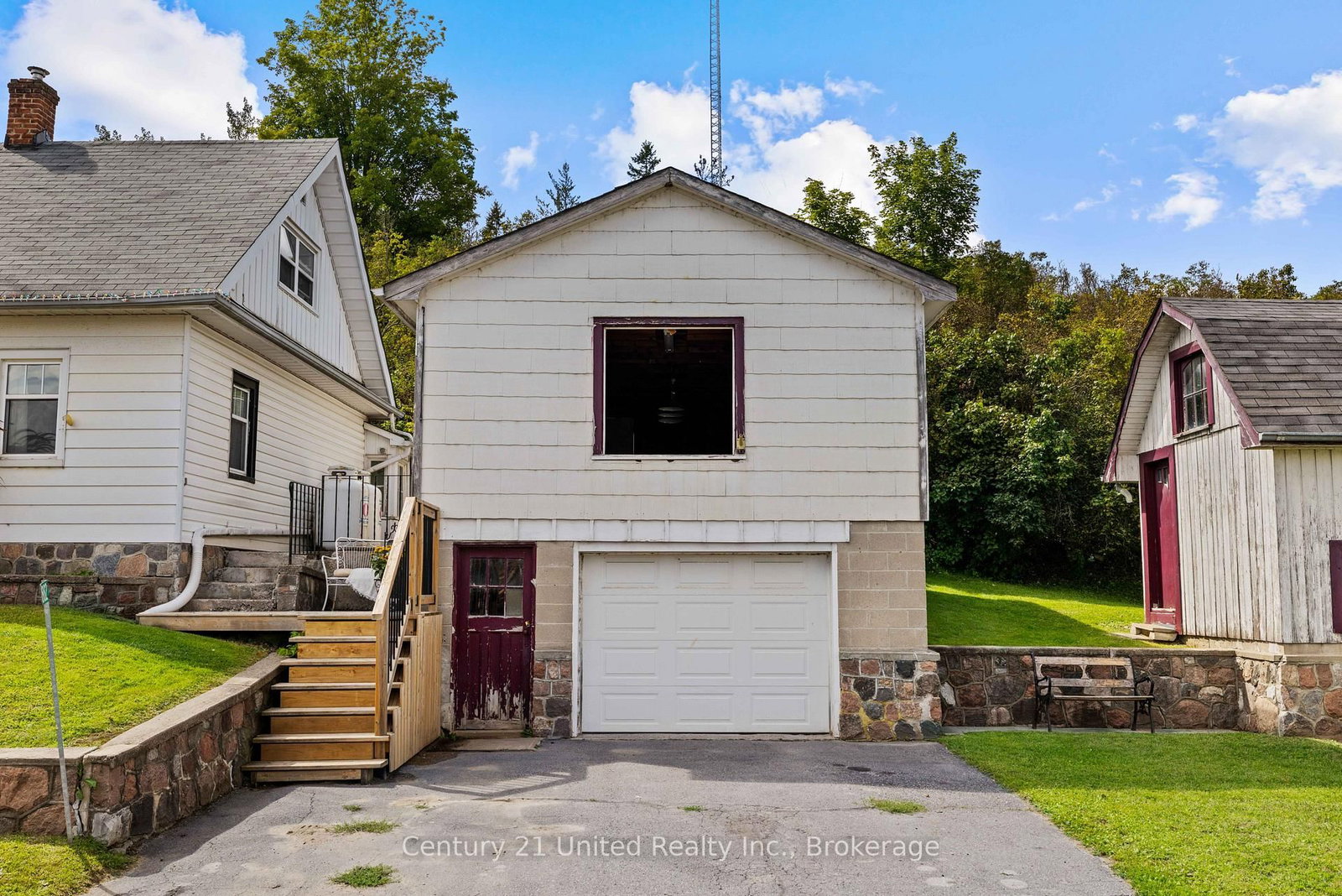 882 Peterborough Street • Douro-Dummer, ON photo 23