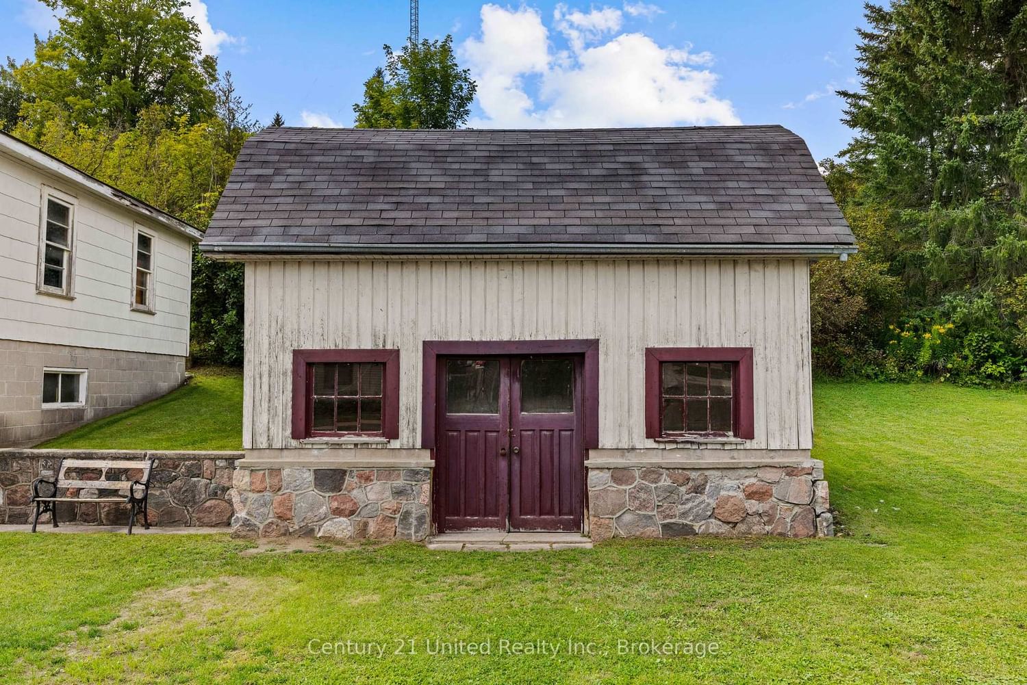 882 Peterborough Street • Douro-Dummer, ON photo 24