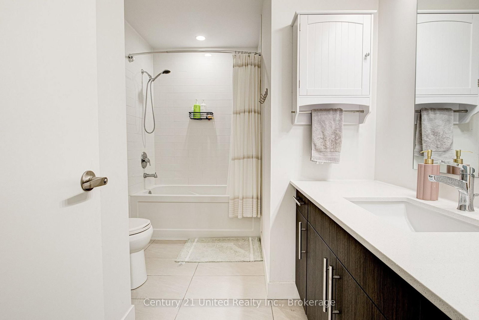 1 Victoria Street S • #1702 • Kitchener, ON photo 15