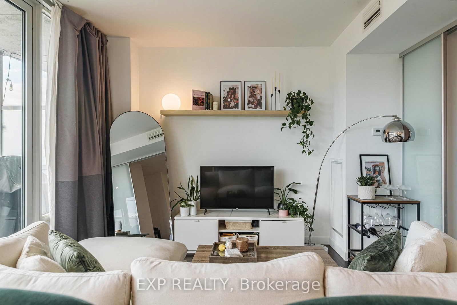 201 Parkdale Avenue • #308 • Ottawa, ON photo 8