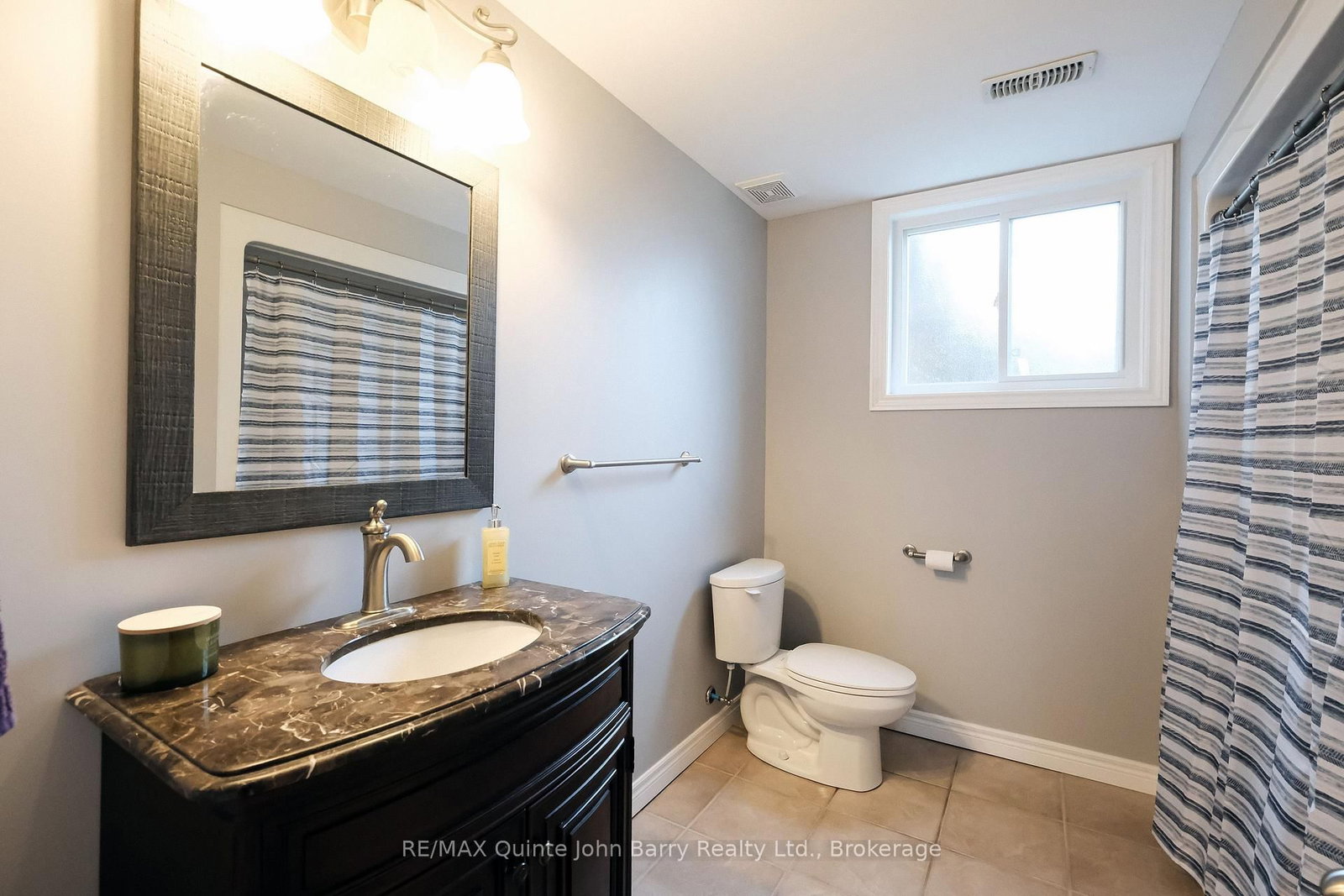 16566 Highway 2 • Trenton, ON photo 33